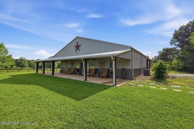 Tucked at the end of an 800-foot gravel drive just outside - photo 4