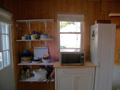 Immediate possession available with this year around 2 bedroom - photo 12