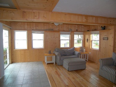 Immediate possession available with this year around 2 bedroom - photo 14