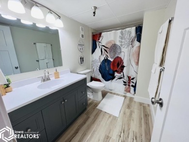 Fully remodeled and furnished condo with breathtaking views of