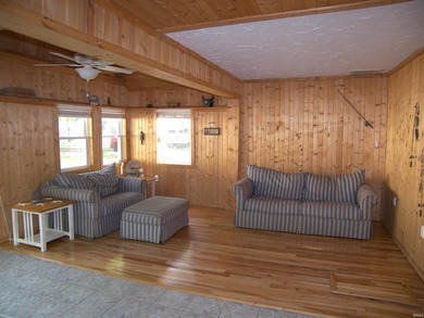 Immediate possession available with this year around 2 bedroom - photo 15