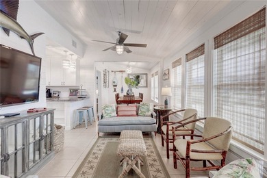 Beautiful coastal cottage, completely remodeled, new 40yrroof,AC - photo 6