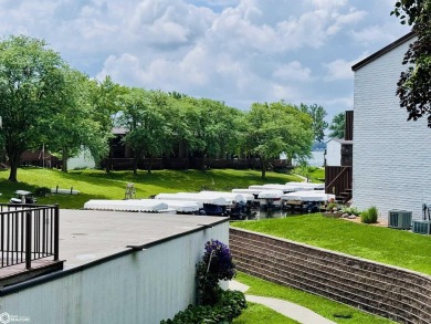 Fully remodeled and furnished condo with breathtaking views of