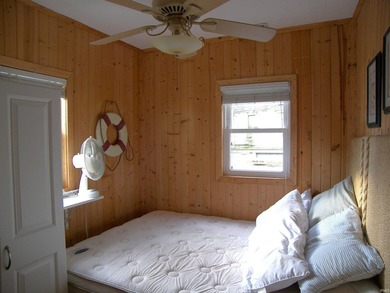 Immediate possession available with this year around 2 bedroom - photo 31