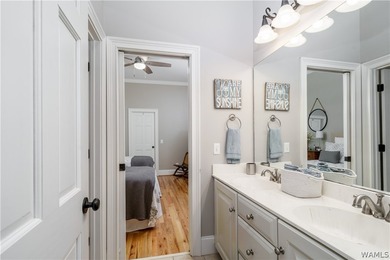 Stunning home located on the golf course in the highly desirable - photo 34