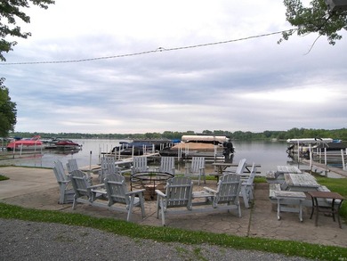 Immediate possession available with this year around 2 bedroom - photo 39
