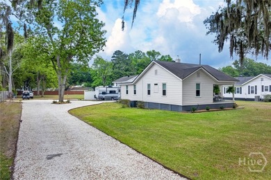 Back on Market Not Due to Property! Investment Opportunity with - photo 3