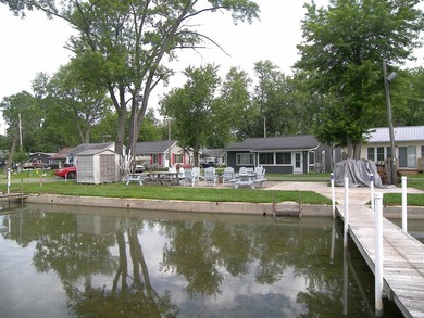 Immediate possession available with this year around 2 bedroom - photo 43