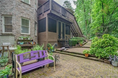 Stunning home located on the golf course in the highly desirable - photo 50