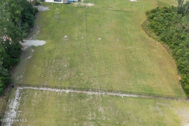 Close to Emerald Isle, GOLF, BOATING, HIKING, and more! Large - photo 3
