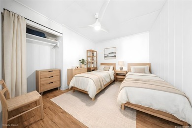 Set directly on the sand at world-famous Sunset Beach, this - photo 17