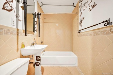 Welcome to 436 Putnam Avenue, a beautifully maintained - photo 18