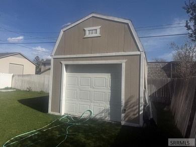 This charming 3-bedroom, 2-bathroom twin home is located in the - photo 23