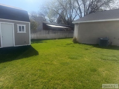 This charming 3-bedroom, 2-bathroom twin home is located in the - photo 25