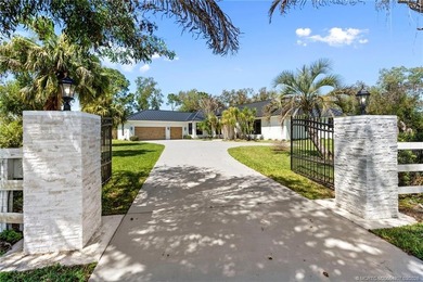 Welcome to your own private retreat - an extensively remodeled - photo 1
