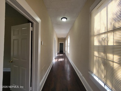 Investor opportunity with an attractive 9.63% cap rate! This - photo 3
