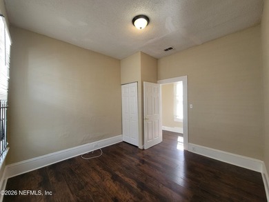 Investor opportunity with an attractive 9.63% cap rate! This - photo 7