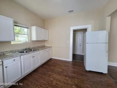 Investor opportunity with an attractive 9.63% cap rate! This - photo 10