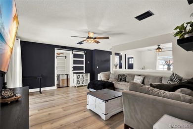 Fully renovated, move-in ready -- your Florida Dream Home - photo 3