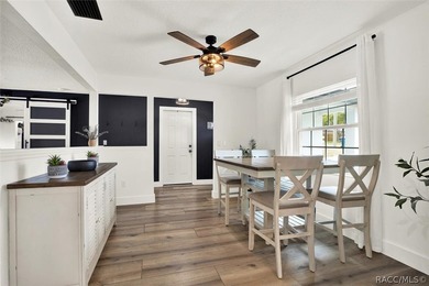 Fully renovated, move-in ready -- your Florida Dream Home - photo 6