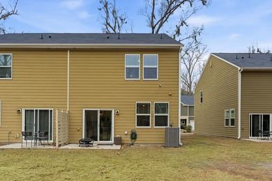 TRULY TURN-KEY! This 2023 end-unit townhome by Ashton Woods is - photo 22