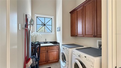 OPEN TO VIEW ANYTIME - NOT IN RENTAL - FURNITURE INCLUDED,  Come - photo 33