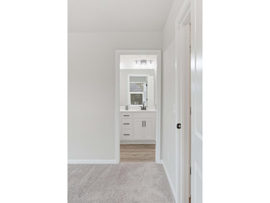 TRULY TURN-KEY! This 2023 end-unit townhome by Ashton Woods is - photo 35