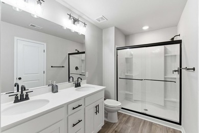 TRULY TURN-KEY! This 2023 end-unit townhome by Ashton Woods is - photo 36