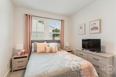 You will think you've walked into a model home. This beautiful - photo 8