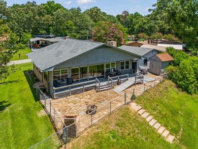 Lakefront Cottage on Prestigious Lake O' The Pines - East Texas - photo 3