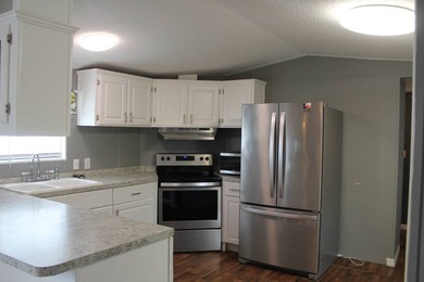 This one is a one time deal! 2bd/2bth in a beautiful 55+ active - photo 3