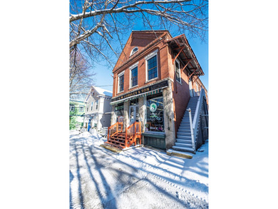 Entry only listing. Please contact seller for showings - photo 3