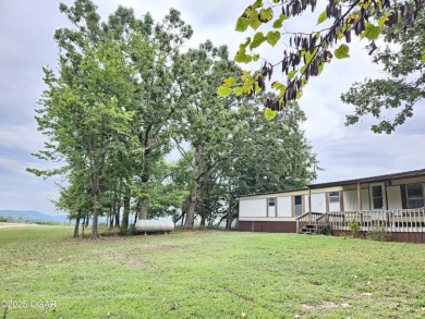 Table Rock Lake Home For Sale in Golden Missouri