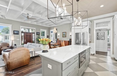 Welcome to 60 Mount Grace, a beautifully crafted cottage in the - photo 13