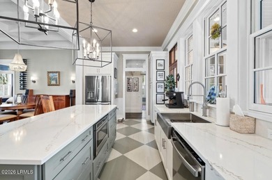 Welcome to 60 Mount Grace, a beautifully crafted cottage in the - photo 14