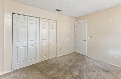 Opportunity awaits in this spacious 3-bed, 2-bath end-unit - photo 18