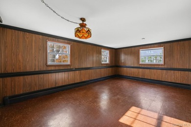 Don't miss this opportunity! This spacious High Ranch - photo 19