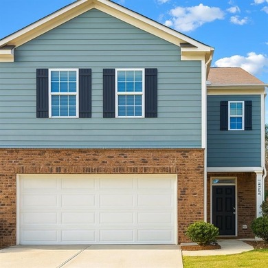 Lake Lanier Home For Sale in Oakwood Georgia