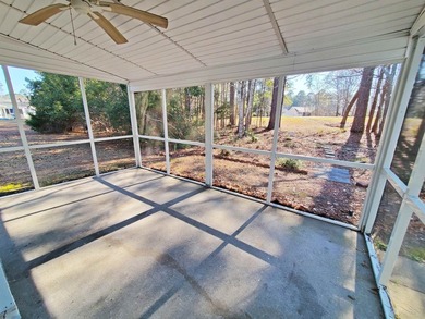 Spacious home, 2 Bedrooms with a Bonus Room, in a gated - photo 22