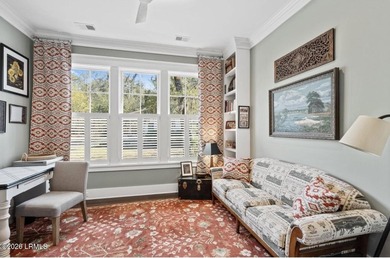 Welcome to 60 Mount Grace, a beautifully crafted cottage in the - photo 25