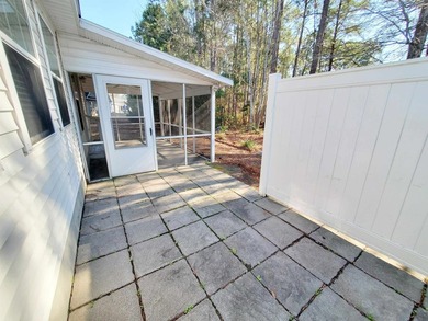 Spacious home, 2 Bedrooms with a Bonus Room, in a gated - photo 25
