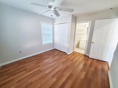 Spacious home, 2 Bedrooms with a Bonus Room, in a gated - photo 30