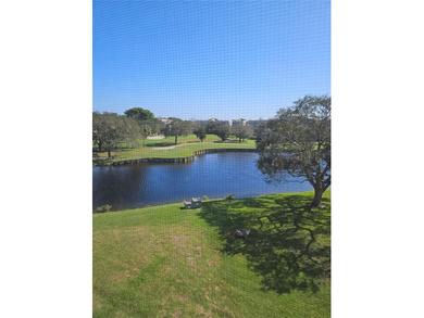 Pine Island Ridge Lakes Condo For Sale in Davie Florida