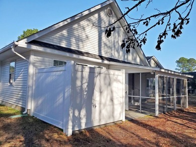 Spacious home, 2 Bedrooms with a Bonus Room, in a gated - photo 35