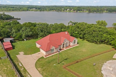 Lake Alvarado Home For Sale in Alvarado Texas