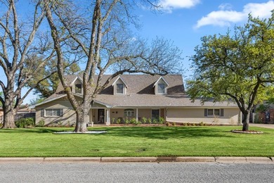 Lake Wichita Home For Sale in Wichita Falls Texas