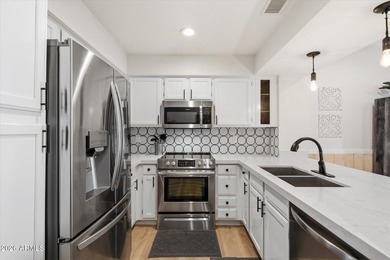 Thoughtfully renovated 2-bed, 2-bath condo in the guard-gated - photo 7