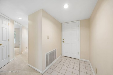 Located in the heart of Old Ponte Vedra, this beautifully - photo 7