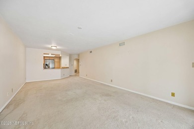 Located in the heart of Old Ponte Vedra, this beautifully - photo 10