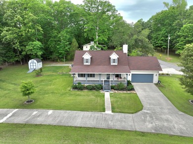 SELLER SAYS SELL DUE TO ONGOING MEDICAL ISSUES MOVE-IN READY + - photo 3